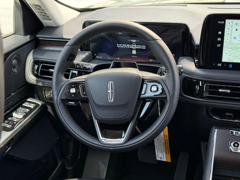 New 2026 Lincoln Aviator Reserve image 23