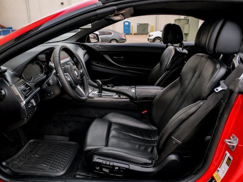 Used 2018 BMW 640i Convertible w/ M Sport Edition image 3