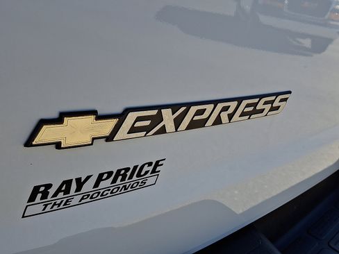 Used 2024 Chevrolet Express 2500 w/ Driver Convenience Package image 30