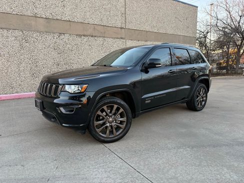 Used 2016 Jeep Grand Cherokee Limited 75th Anniversary image 2