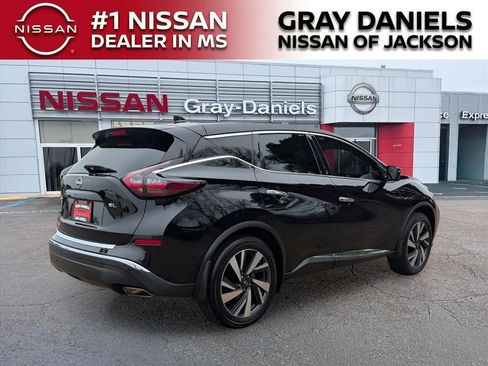 Used 2024 Nissan Murano SL image 3