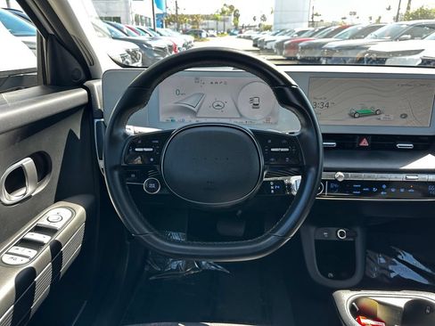 Used 2024 Hyundai Ioniq 5 SE RWD image 18