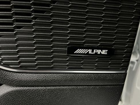 Used 2025 Jeep Grand Cherokee L Overland image 25