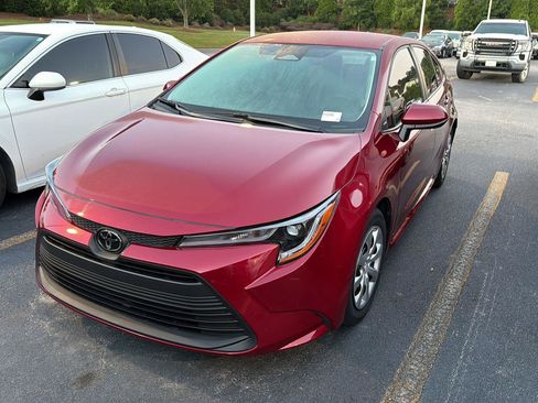 Certified 2025 Toyota Corolla LE w/ Convenience Package FWD image 2