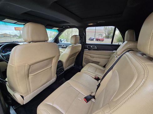 Used 2016 Ford Explorer Limited image 14