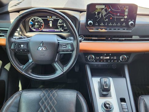 Used 2022 Mitsubishi Outlander SEL AWD/4WD image 26