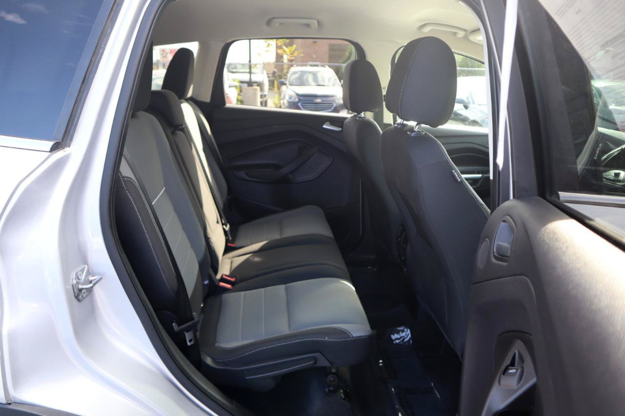 Used 2014 Ford Escape SE w/ Equipment Group 201A AWD/4WD image 12