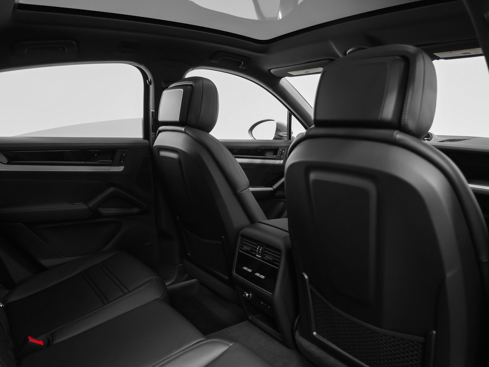 Certified 2026 Porsche Cayenne S AWD/4WD image 28
