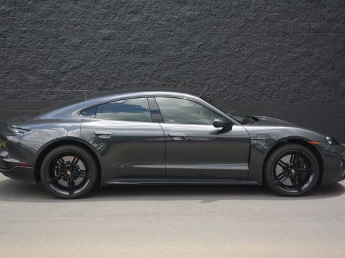 Certified 2020 Porsche Taycan Turbo S AWD/4WD image 8