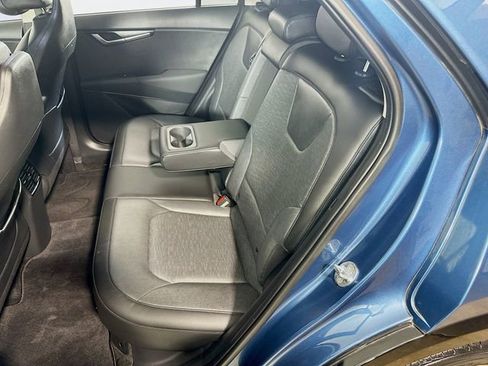 Used 2023 Kia Niro SX Touring image 15