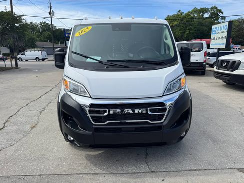 Used 2025 RAM ProMaster 2500 w/ U-Haul Equipment Group FWD image 4