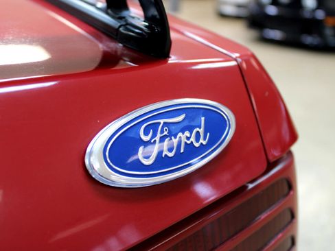 Used 1987 Ford Mustang GT image 30