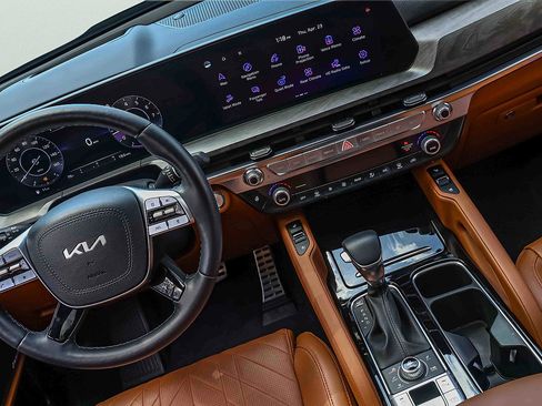 Used 2025 Kia Telluride SX X-Line AWD/4WD image 19