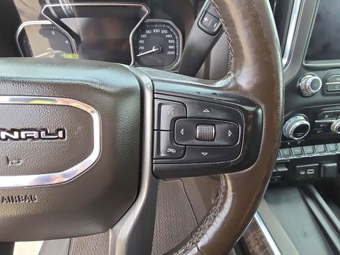 Used 2021 GMC Sierra 3500 Denali w/ Denali Ultimate Package AWD/4WD image 18