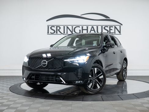 New 2026 Volvo XC60 B5 Core w/ Climate Package image 26