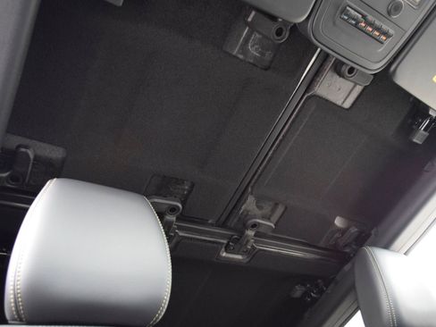 New 2026 Ford Bronco Badlands image 24