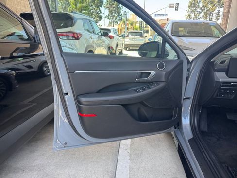 Used 2025 Hyundai Sonata SEL FWD image 18