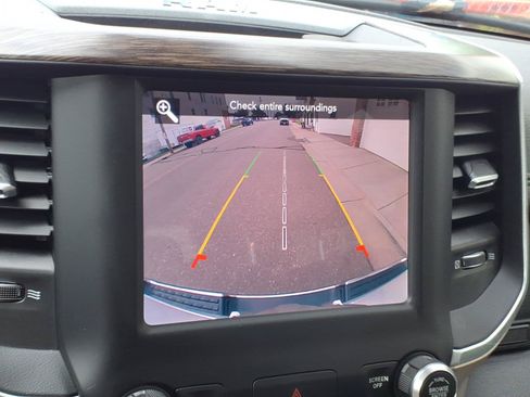 Used 2020 RAM 1500 Laramie AWD/4WD image 14