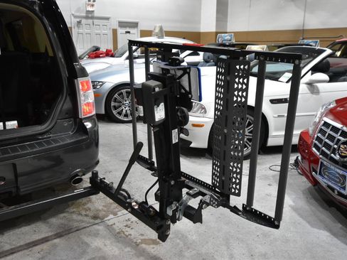 Used 2019 Ford Flex SEL w/ Class III Trailer Tow Package FWD image 40