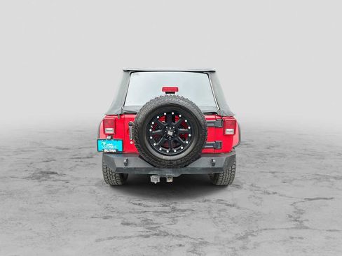 Used 2012 Jeep Wrangler Unlimited Sport AWD/4WD image 7
