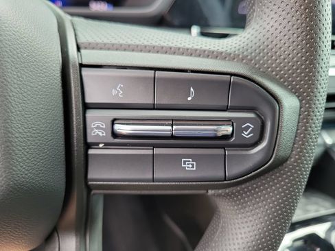 Used 2026 Chevrolet Colorado Trail Boss AWD/4WD image 6