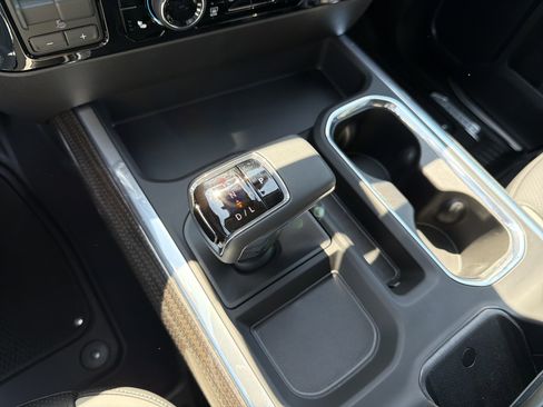 New 2025 Chevrolet Silverado 1500 RST w/ Convenience Package II image 28