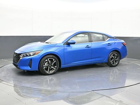Used 2024 Nissan Sentra SV FWD image 7