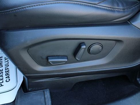 Used 2020 Ford Explorer XLT w/ Equipment Group 202A image 13