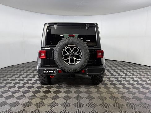 Certified 2024 Jeep Wrangler Unlimited Rubicon AWD/4WD image 8