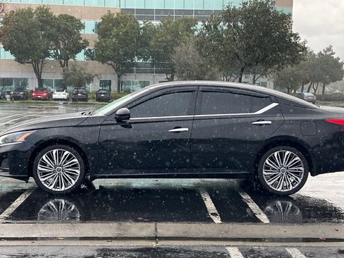 Used 2023 Nissan Altima 2.5 SL image 7