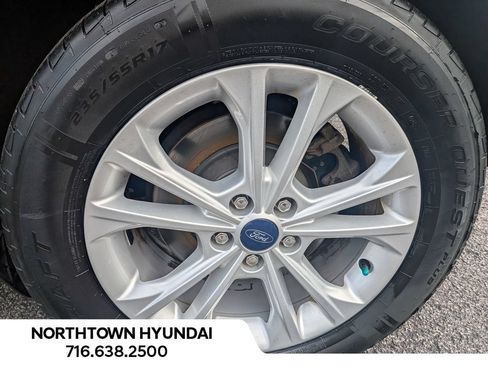 Used 2018 Ford Escape SE FWD image 39