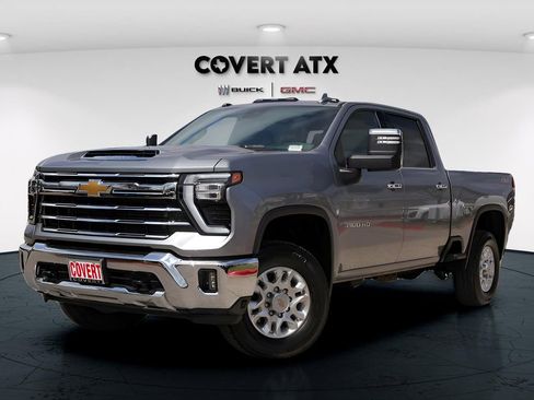 Used 2025 Chevrolet Silverado 3500 LTZ image 2