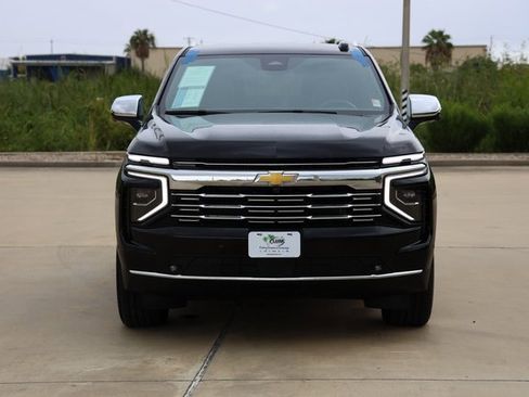Certified 2025 Chevrolet Suburban Premier image 2