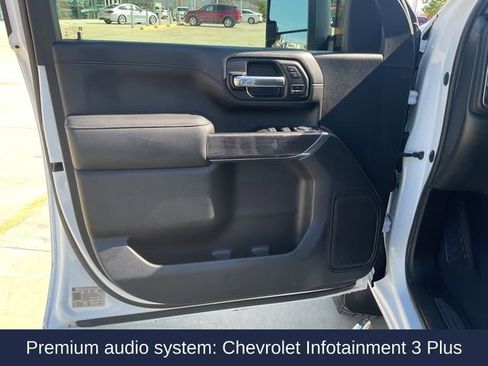 Used 2020 Chevrolet Silverado 2500 LTZ w/ LTZ Plus Package image 13