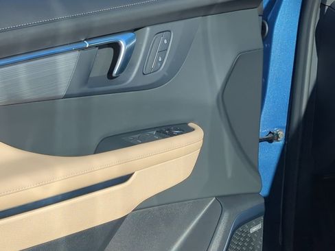 Used 2025 Buick Enclave Preferred image 22