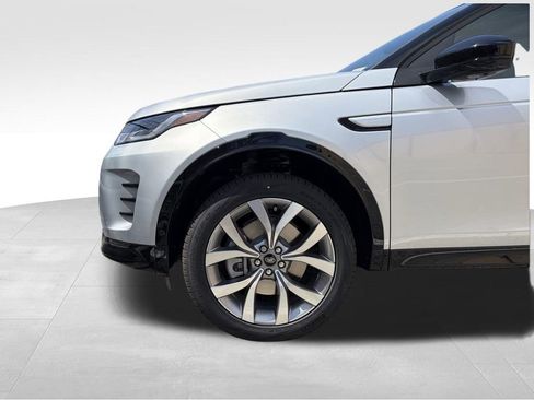 New 2026 Land Rover Discovery Sport Landmark AWD/4WD image 9