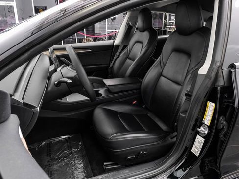 Used 2022 Tesla Model 3 Long Range image 37