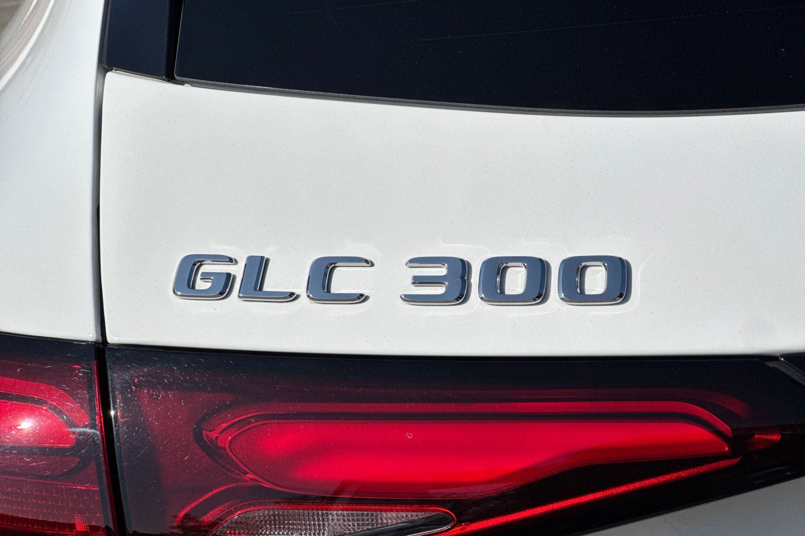Used 2026 Mercedes-Benz GLC 300 4MATIC image 36