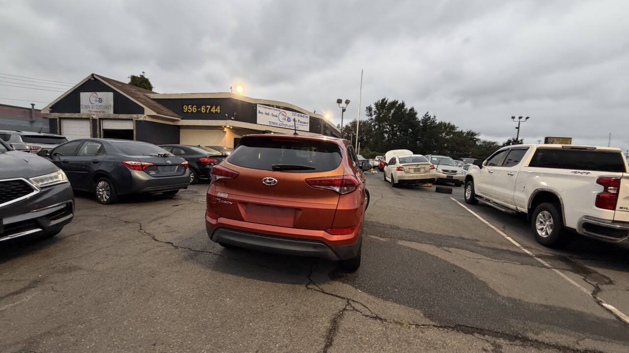 Used 2017 Hyundai Tucson SE FWD image 11