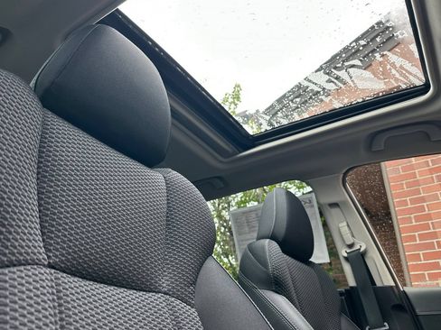 Used 2023 Subaru Forester Premium AWD/4WD image 17