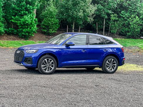 Used 2022 Audi Q5 2.0T Premium Plus image 3