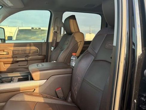 Used 2026 RAM 2500 Limited image 13