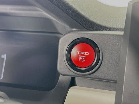 Certified 2024 Toyota Tacoma TRD Off-Road AWD/4WD image 21