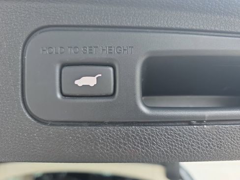 Used 2025 Honda Odyssey EX-L image 17