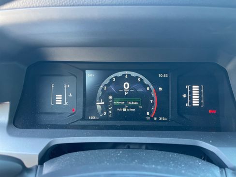 Used 2025 Toyota Tacoma SR5 image 4