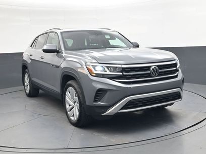 Used 2022 Volkswagen Atlas Cross Sport SE w/ Panoramic Sunroof Package