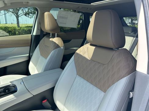 New 2026 Nissan Murano Platinum w/ Cargo Package AWD/4WD image 21