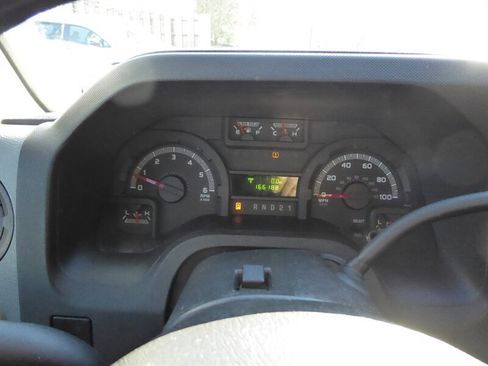 Used 2013 Ford E-350 and Econoline 350 XL image 10