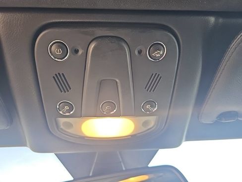 Used 2010 Maserati GranTurismo Convertible RWD image 26