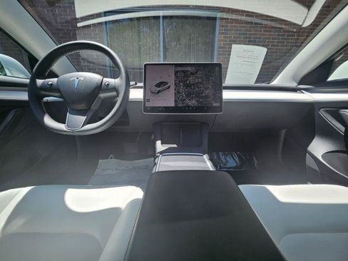 Used 2023 Tesla Model 3 Standard Range RWD image 38
